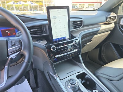 2023 Ford Explorer Platinum