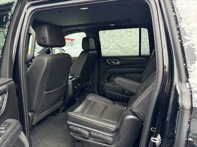 2022 Chevrolet Suburban High Country