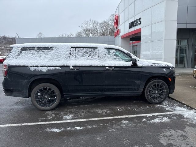 2022 Chevrolet Suburban High Country