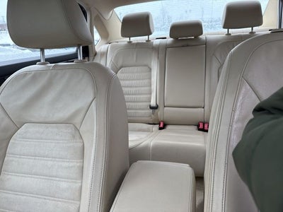 2013 Volkswagen Passat 2.5 SEL Premium