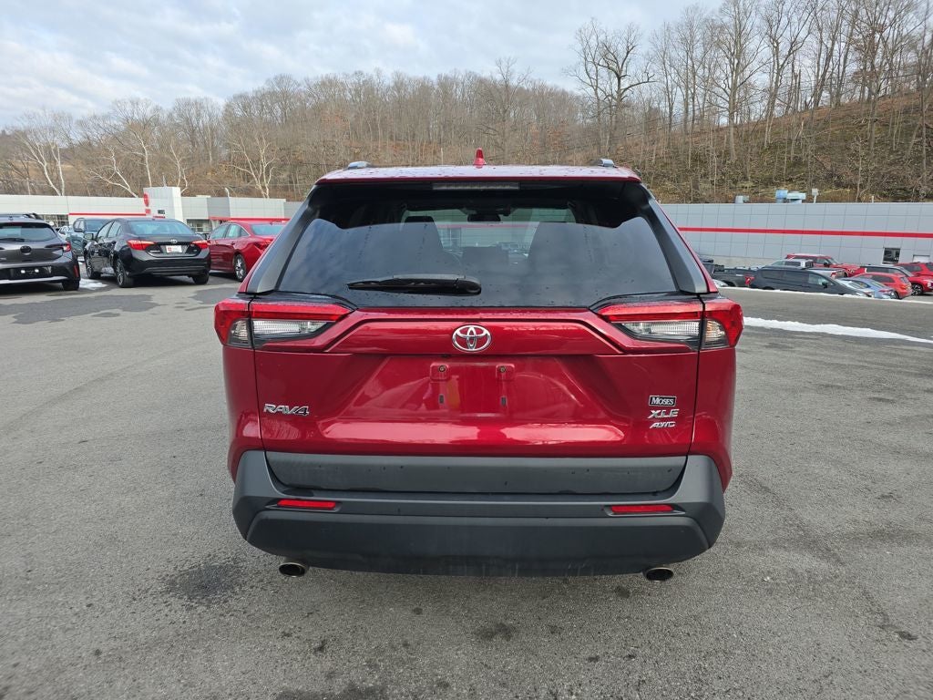 2021 Toyota RAV4 XLE