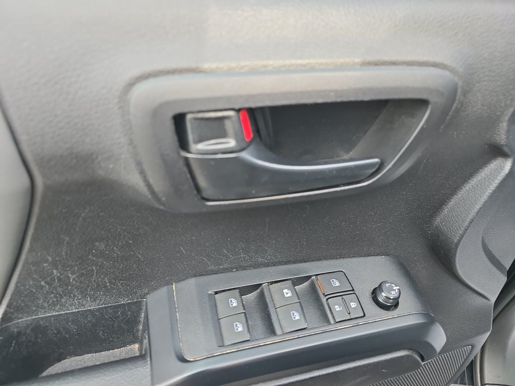 2022 Toyota Tacoma SR5 V6