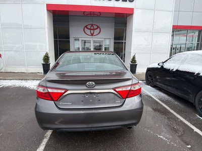 2016 Toyota Camry SE