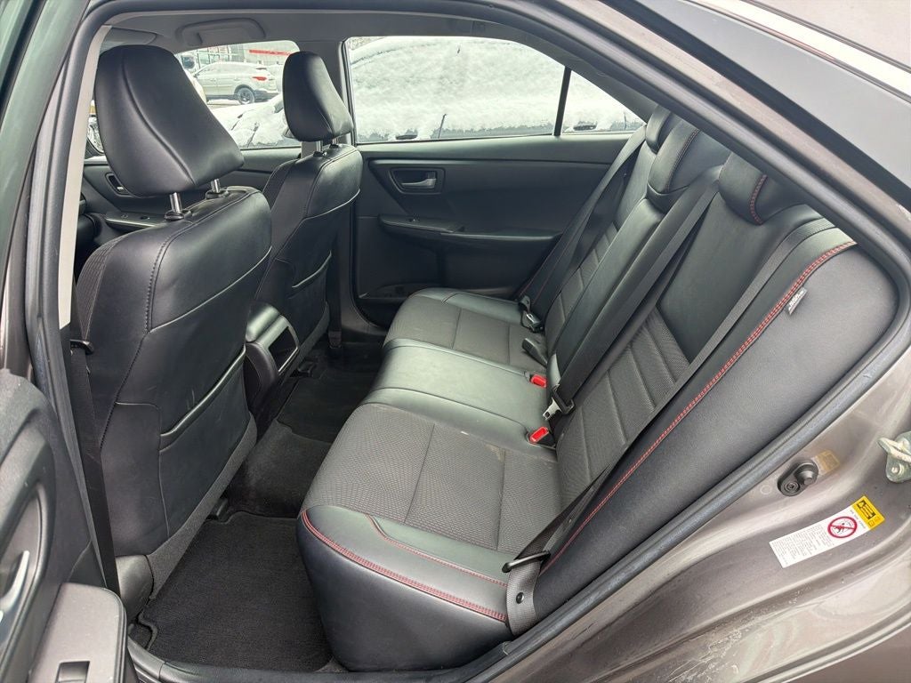 2016 Toyota Camry SE