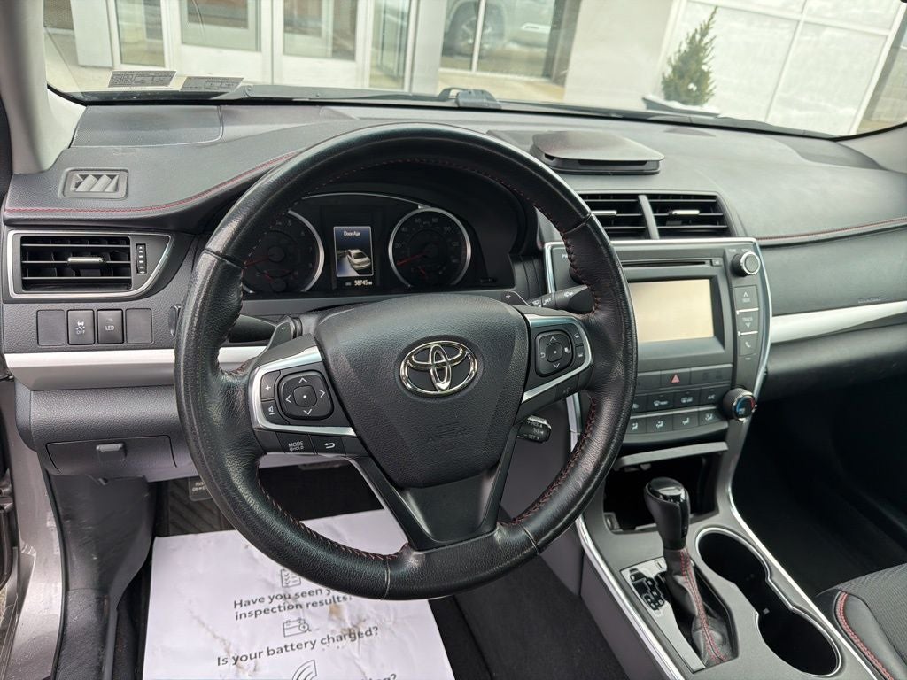 2016 Toyota Camry SE