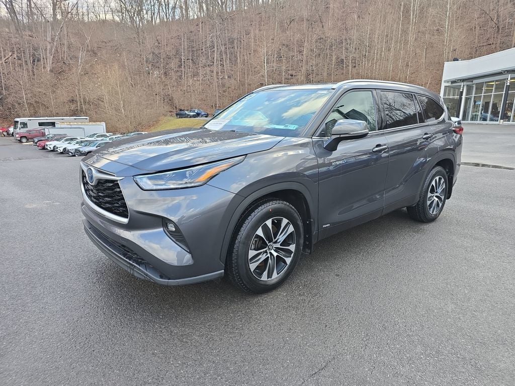 2021 Toyota Highlander Hybrid XLE