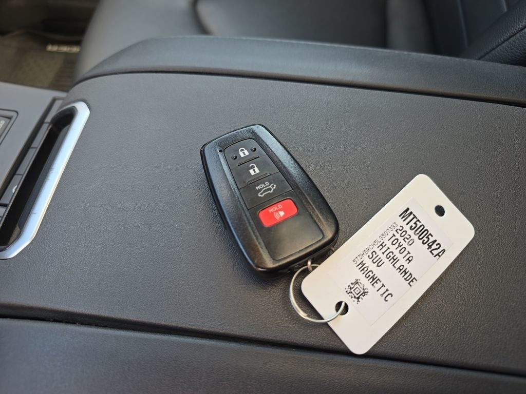 2020 Toyota Highlander Hybrid XLE