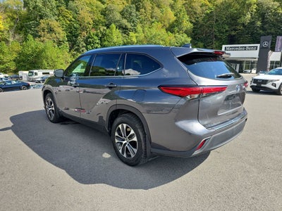 2020 Toyota Highlander Hybrid XLE
