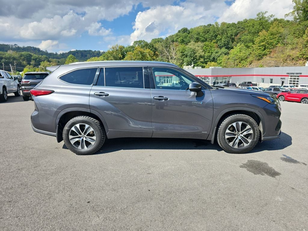 2020 Toyota Highlander Hybrid XLE