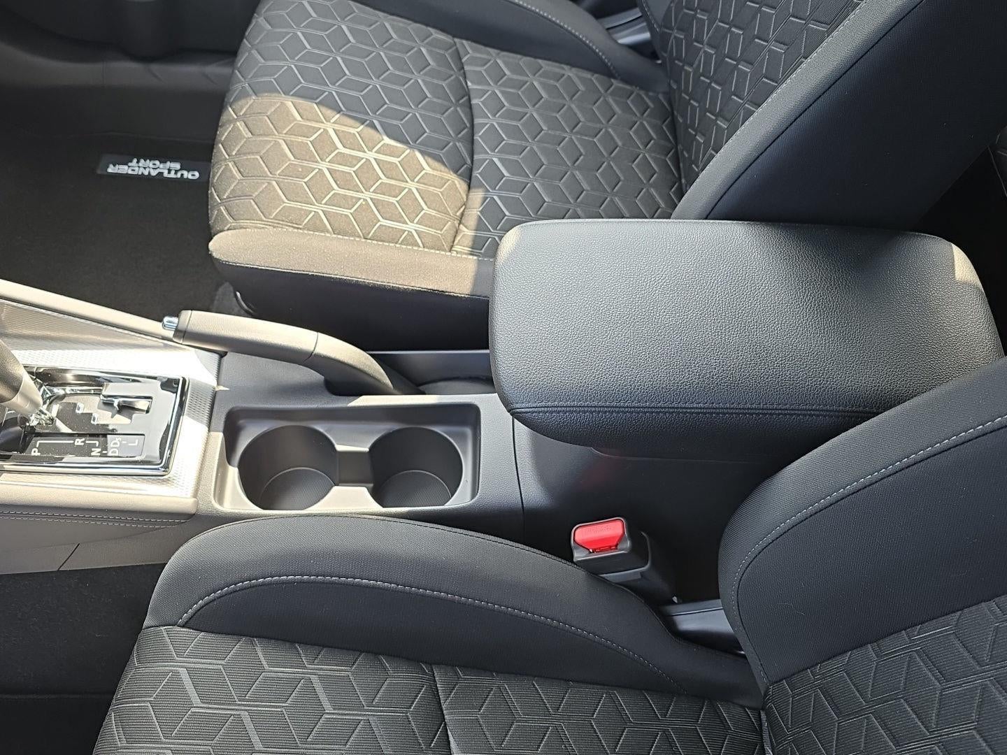 2026 Mitsubishi Outlander Sport ES