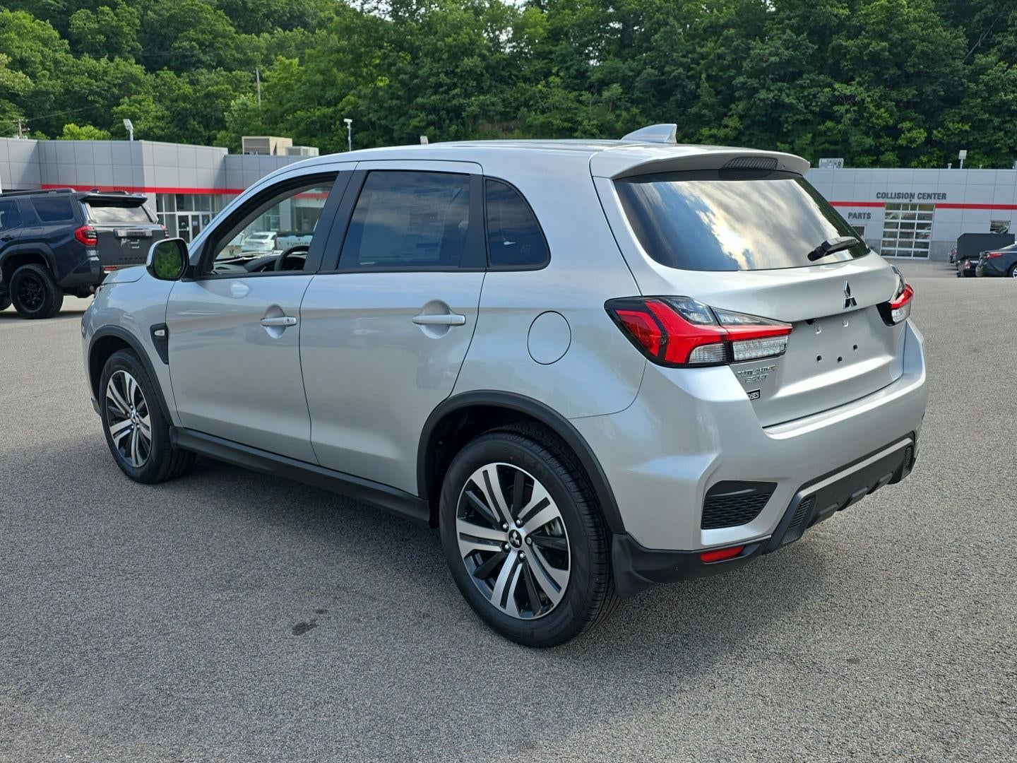 2026 Mitsubishi Outlander Sport ES
