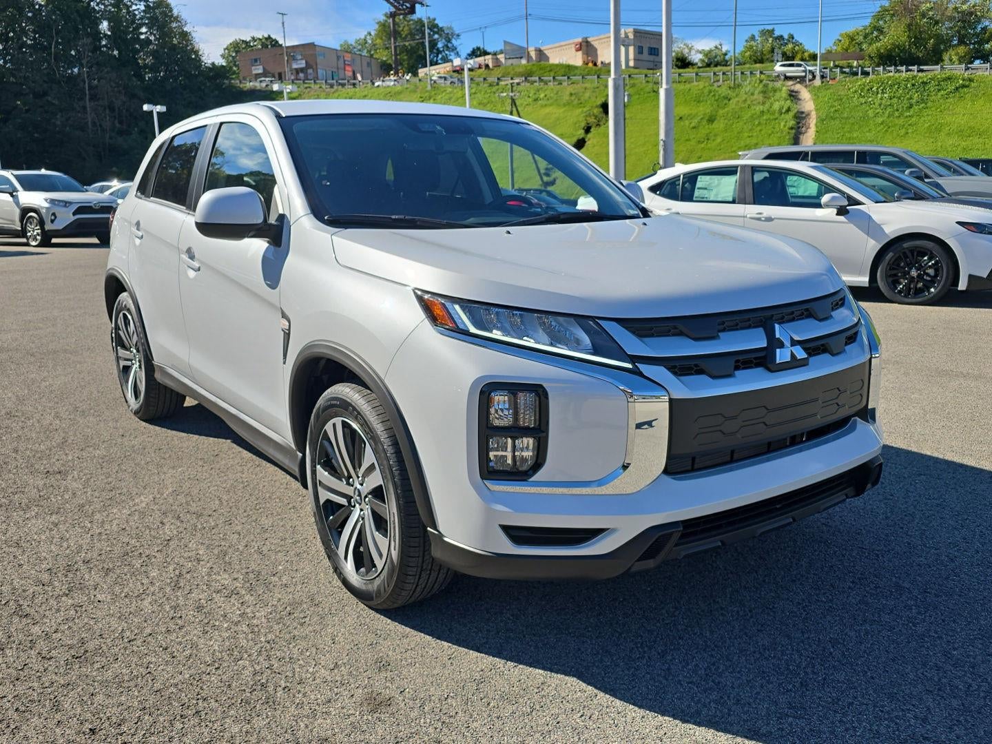 2027 Mitsubishi Outlander Sport ES