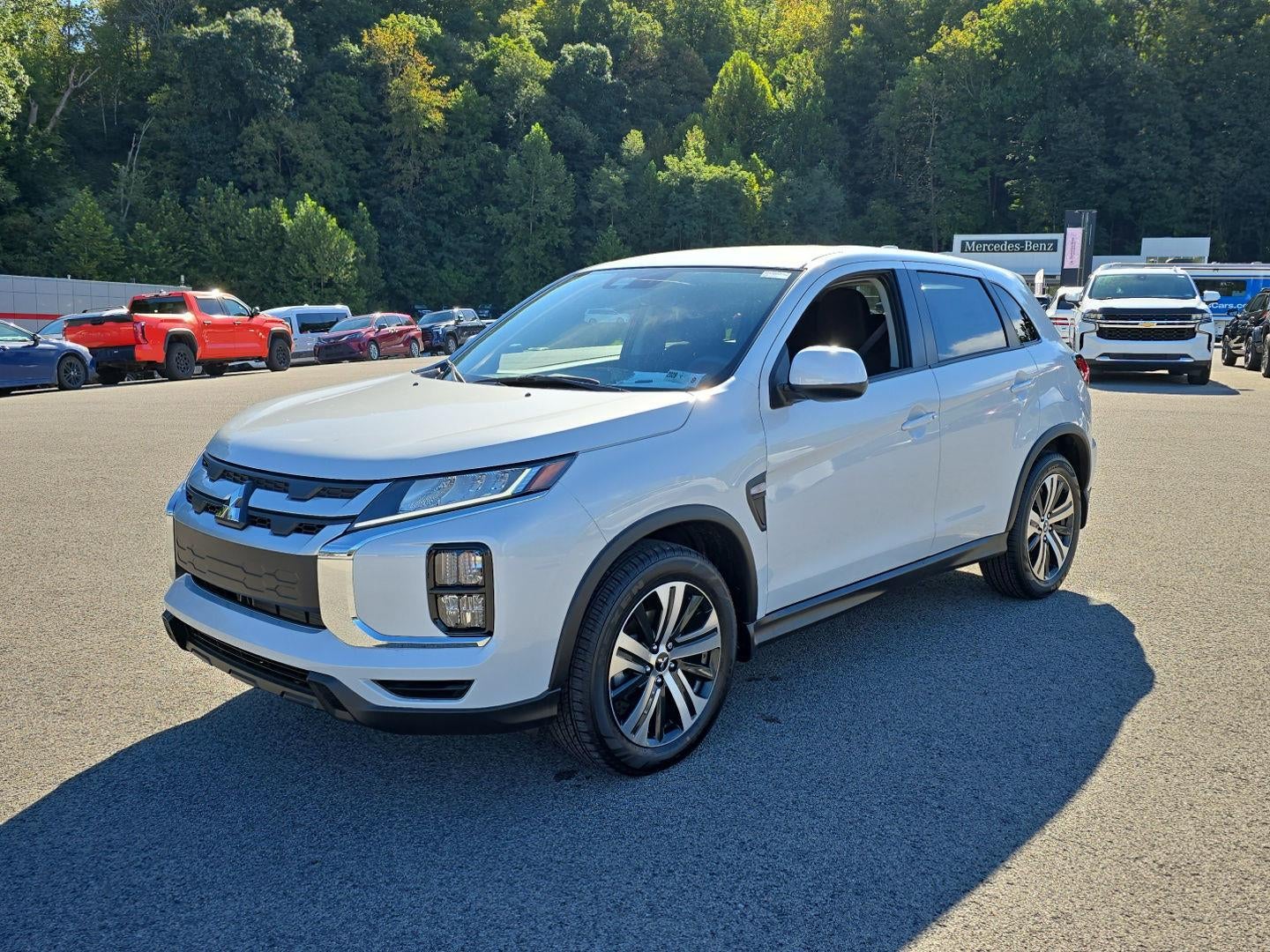 2027 Mitsubishi Outlander Sport ES