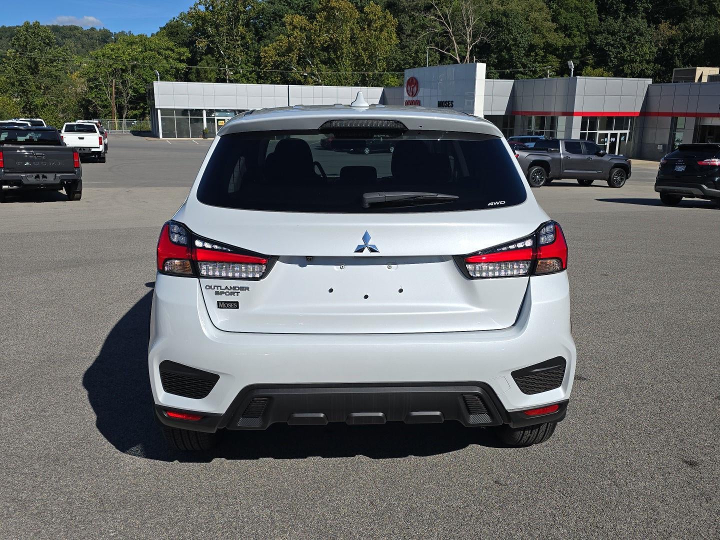 2027 Mitsubishi Outlander Sport ES