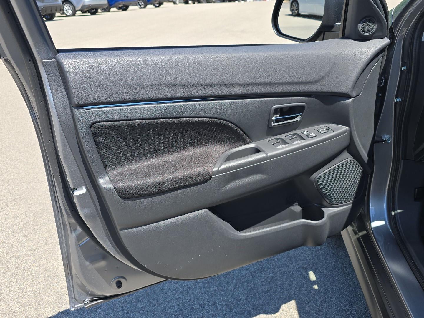 2026 Mitsubishi Outlander Sport ES