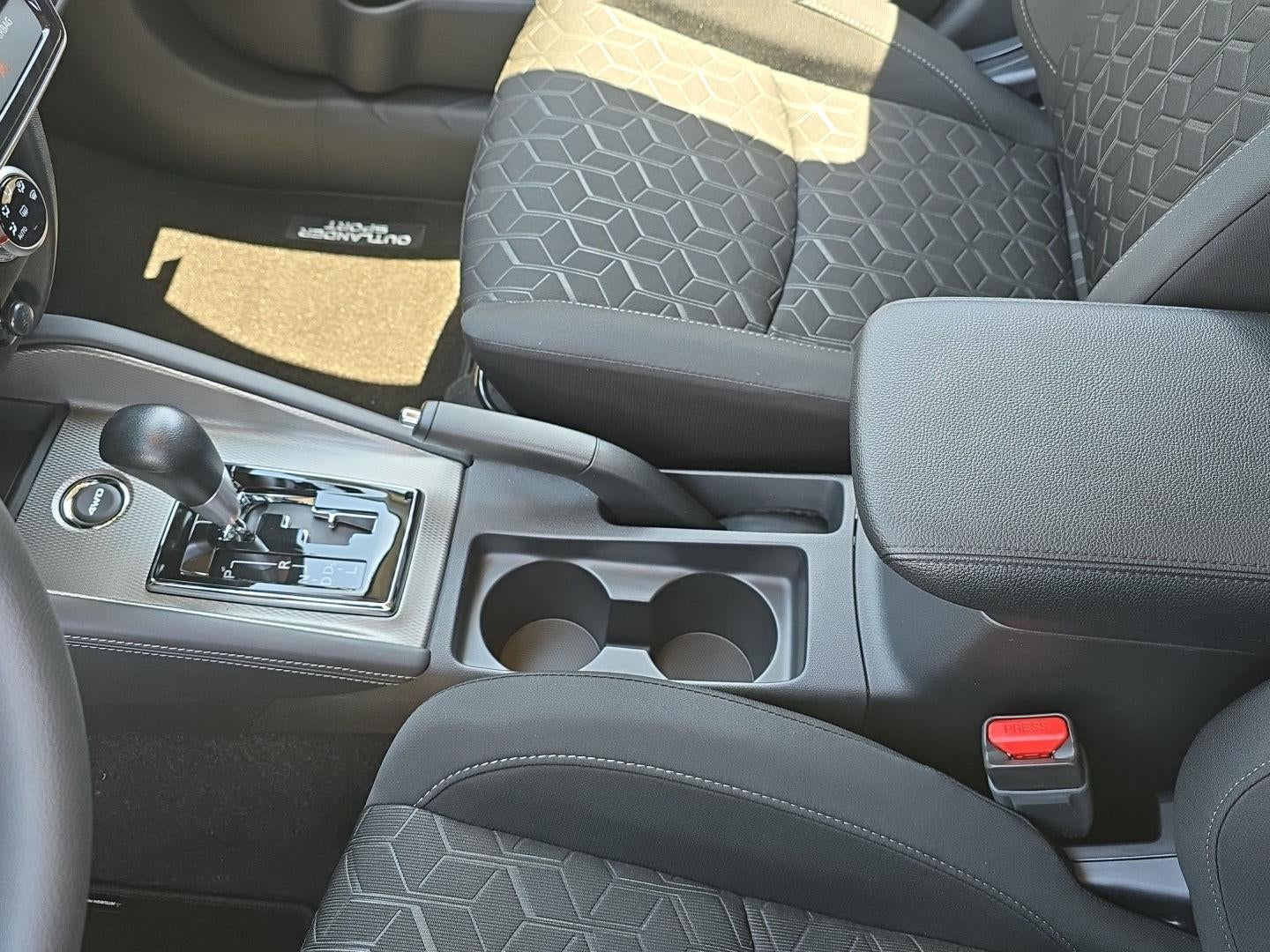 2026 Mitsubishi Outlander Sport ES