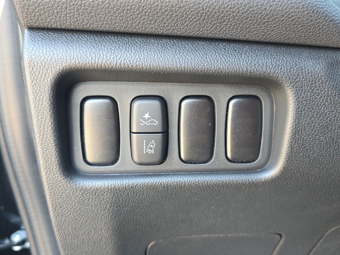 2026 Mitsubishi Outlander Sport ES