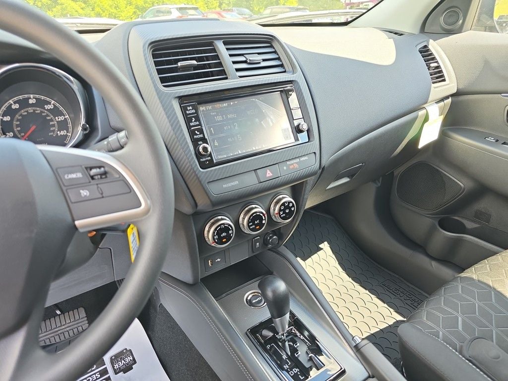 2025 Mitsubishi Outlander Sport 2.0 ES