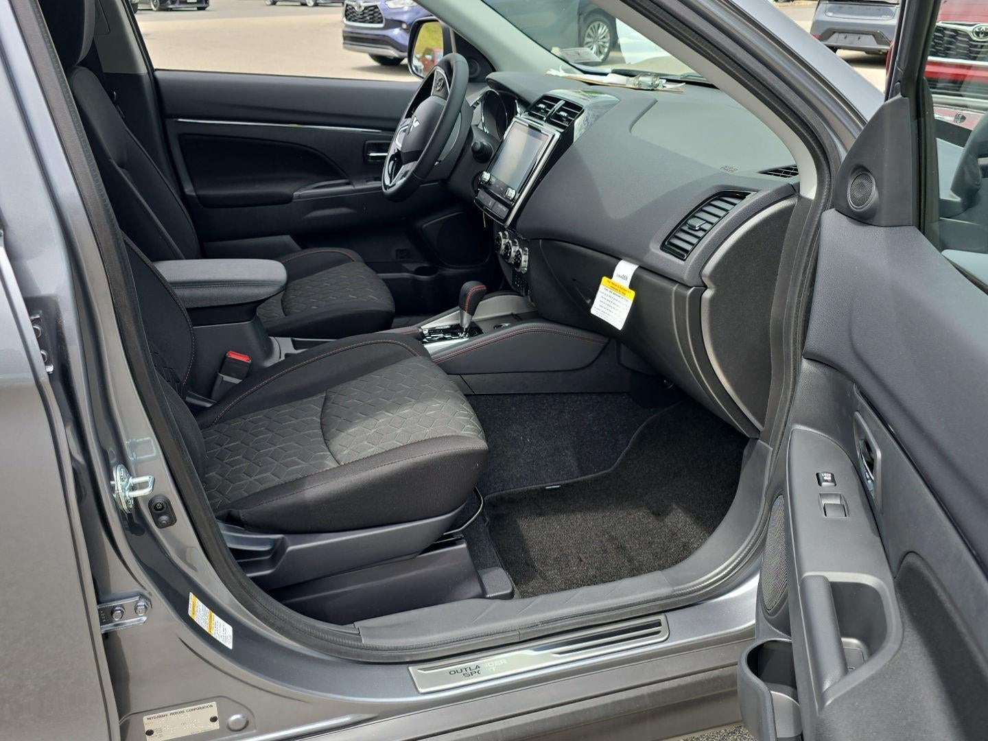 2026 Mitsubishi Outlander Sport LE