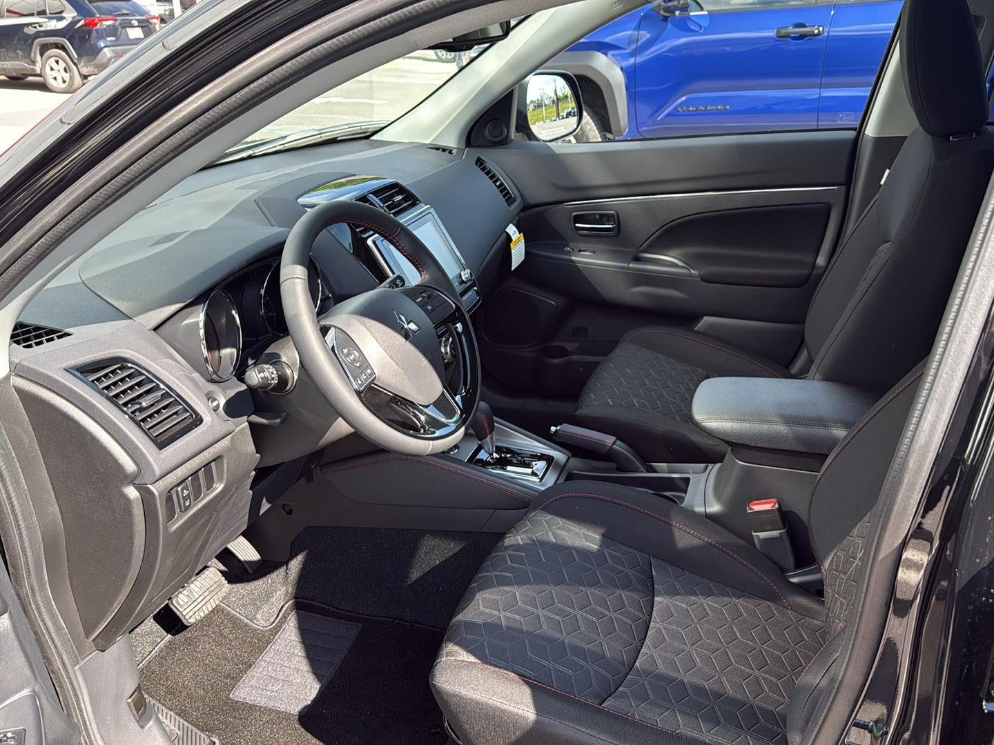 2026 Mitsubishi Outlander Sport LE