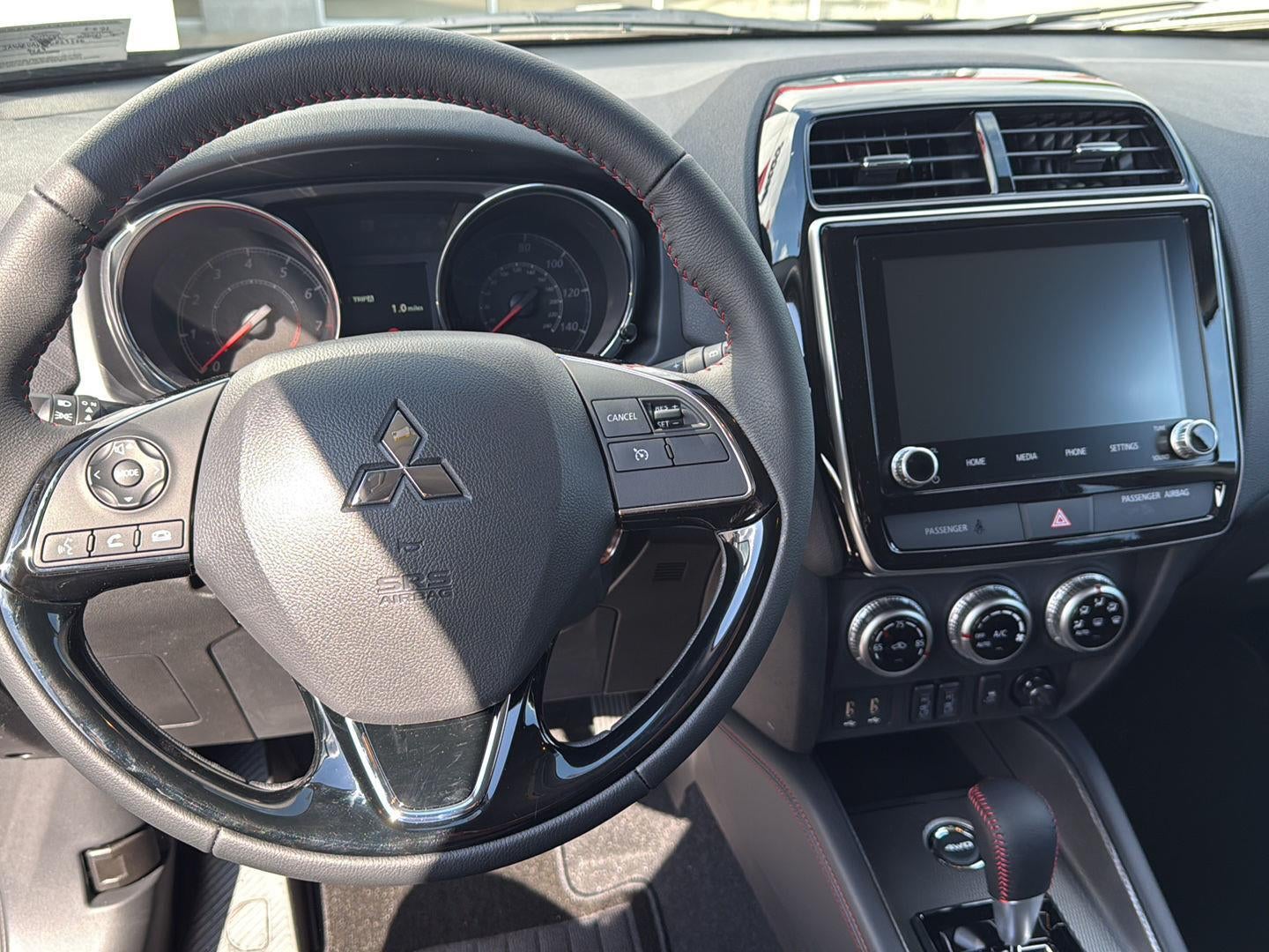 2026 Mitsubishi Outlander Sport LE