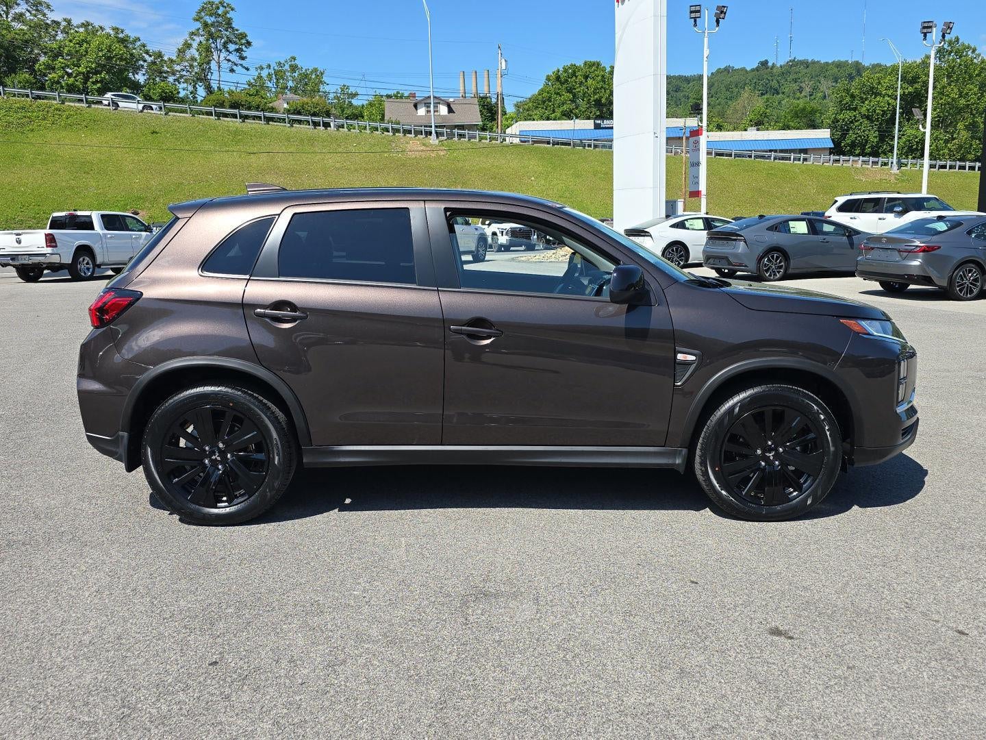 2026 Mitsubishi Outlander Sport LE