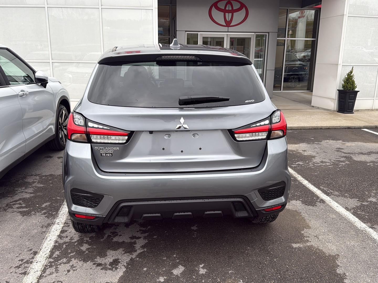 2026 Mitsubishi Outlander Sport ES