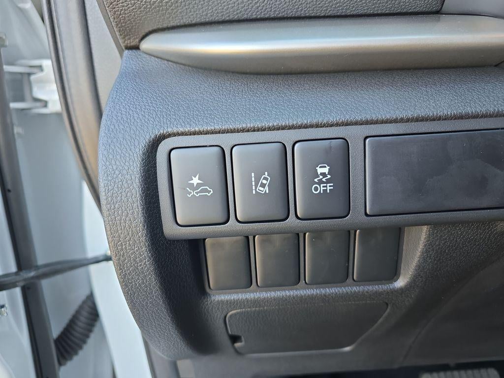 2026 Mitsubishi Eclipse Cross LE