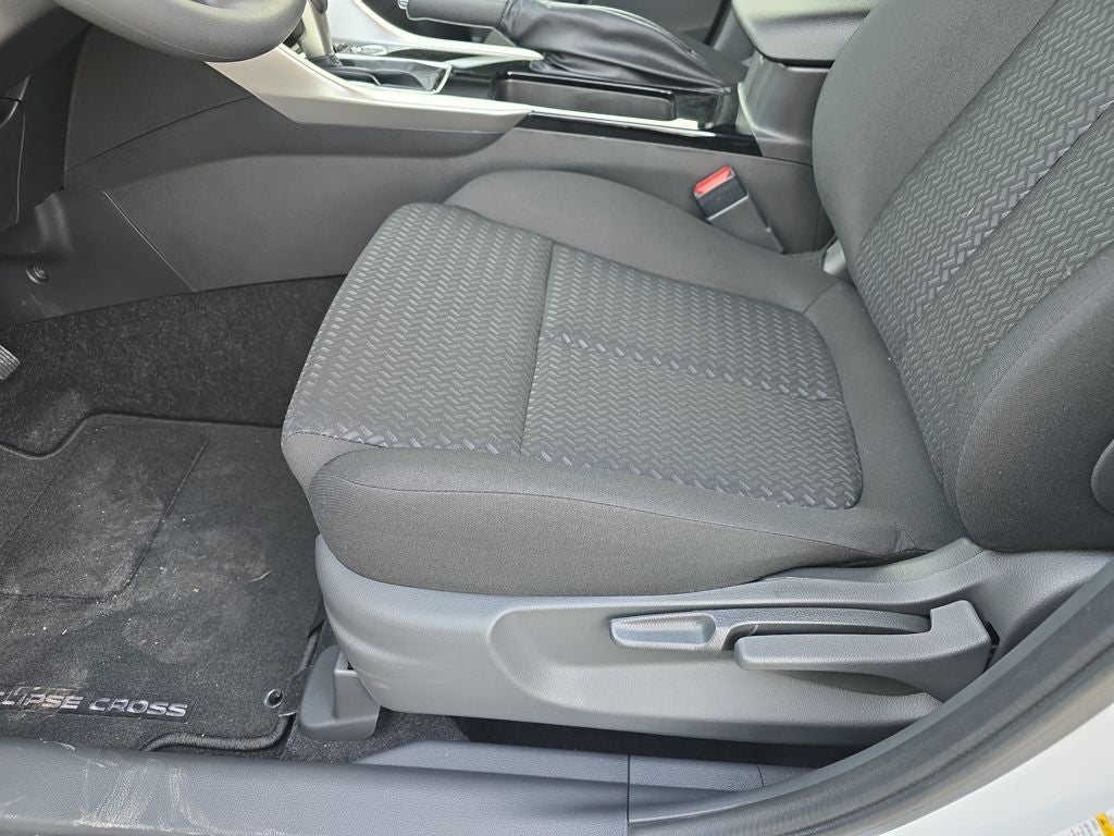 2026 Mitsubishi Eclipse Cross LE