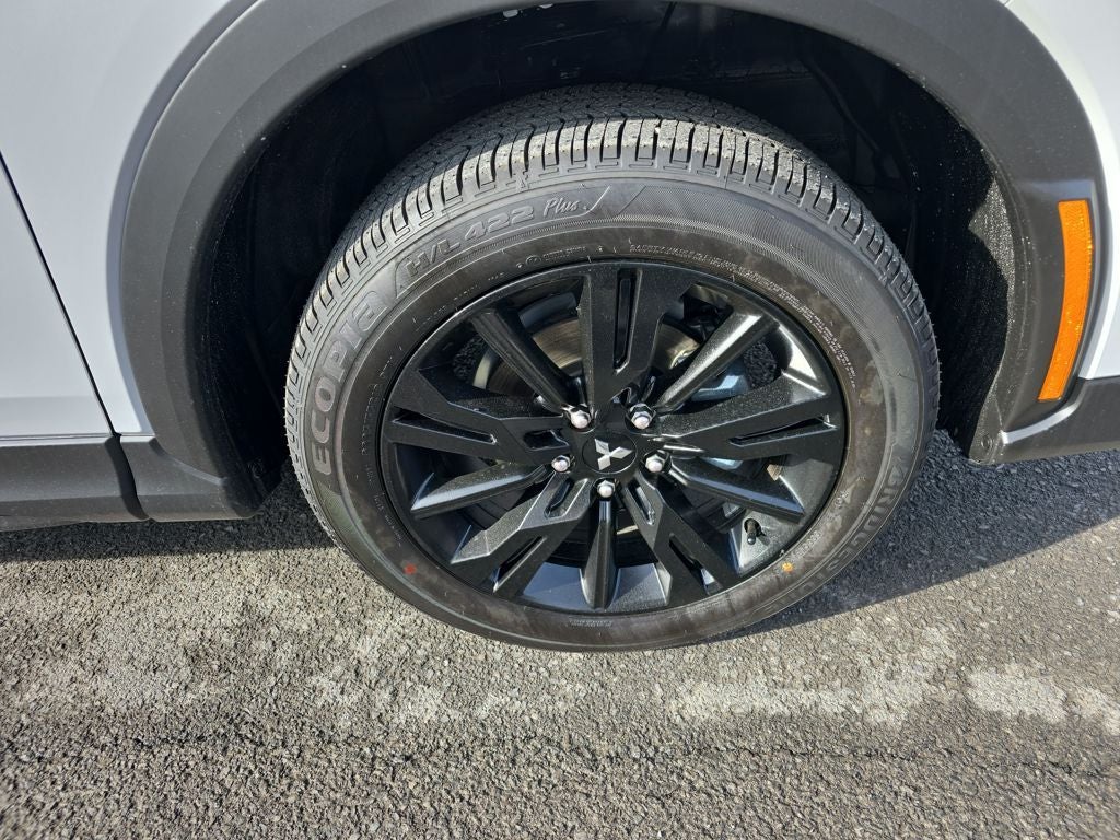 2026 Mitsubishi Eclipse Cross LE