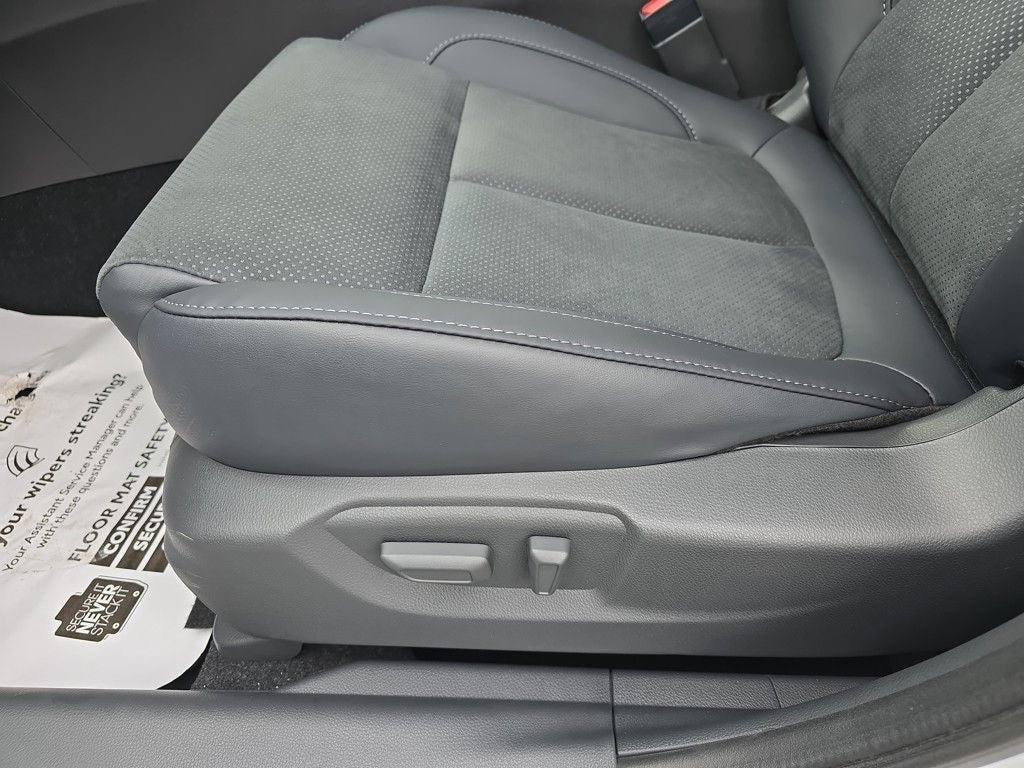 2025 Mitsubishi Eclipse Cross Black Edition