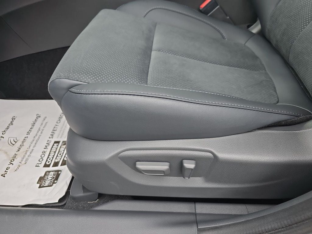 2025 Mitsubishi Eclipse Cross Black Edition