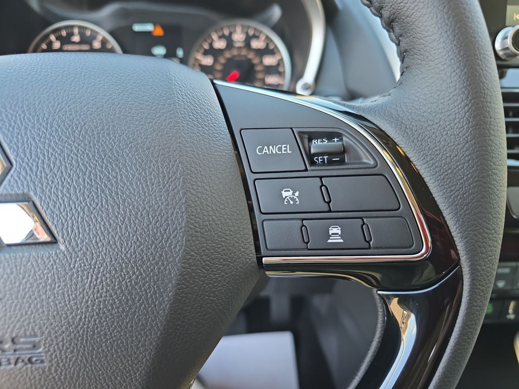 2026 Mitsubishi Eclipse Cross SE