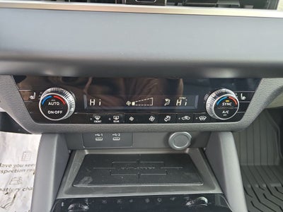 2025 Mitsubishi Outlander ES