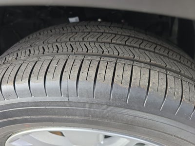 2025 Mitsubishi Outlander ES