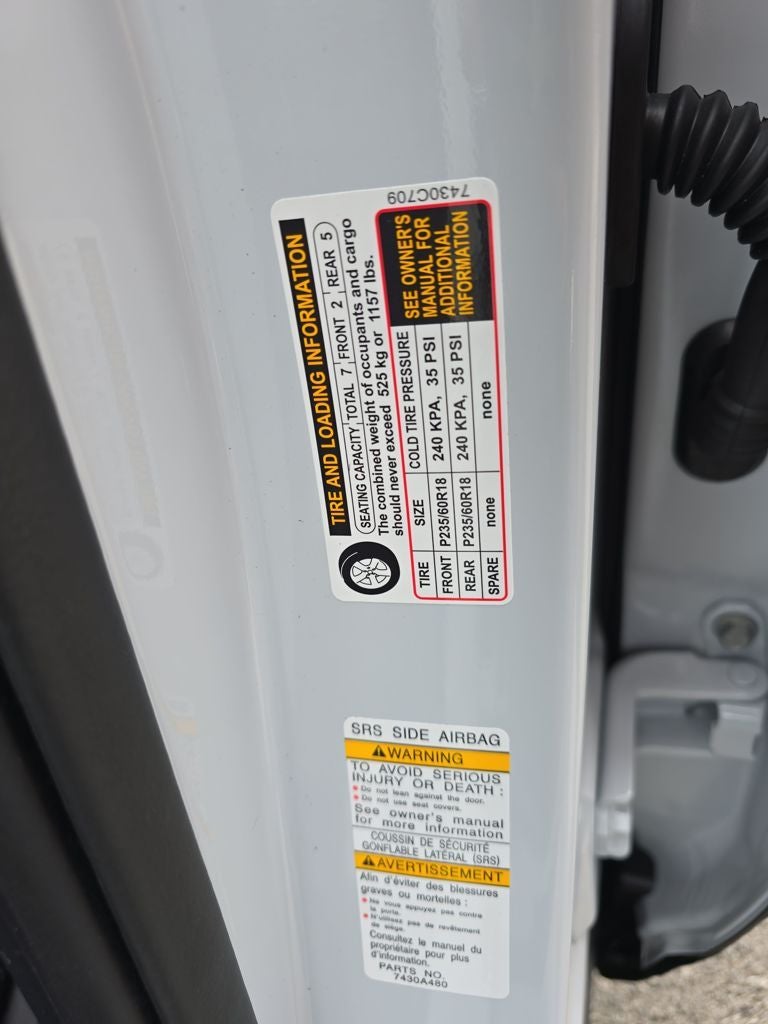 2025 Mitsubishi Outlander ES