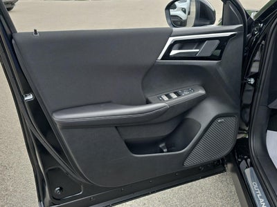 2026 Mitsubishi Outlander ES