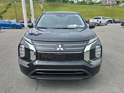 2026 Mitsubishi Outlander ES