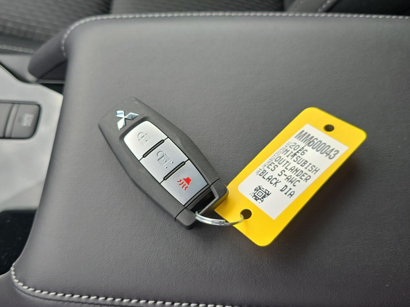 2026 Mitsubishi Outlander ES