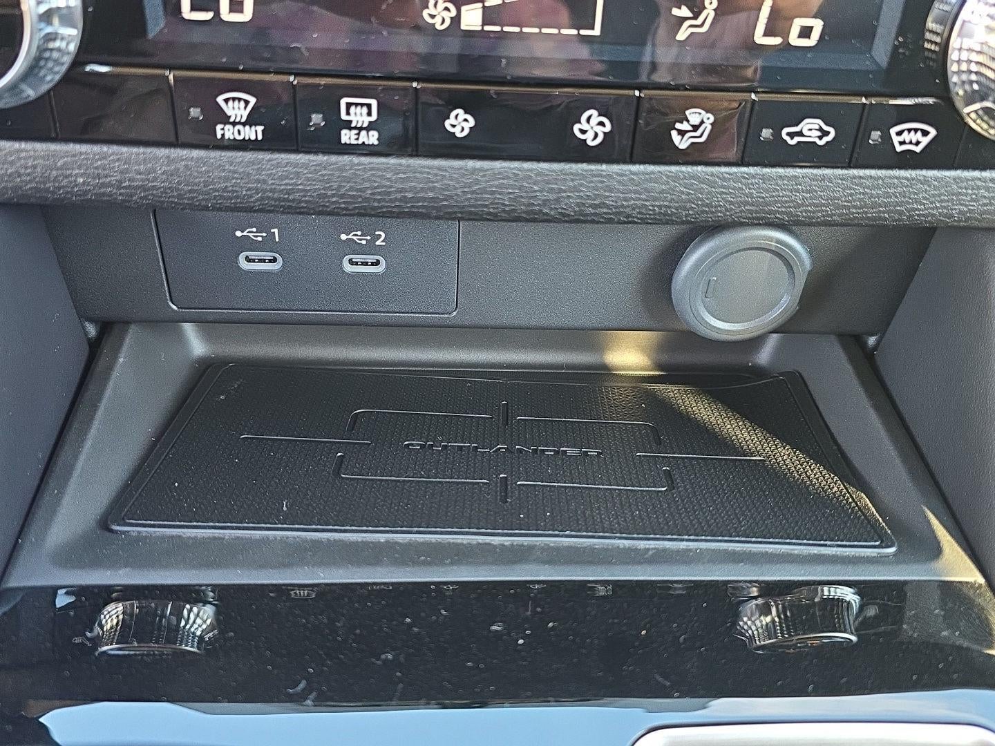 2026 Mitsubishi Outlander ES