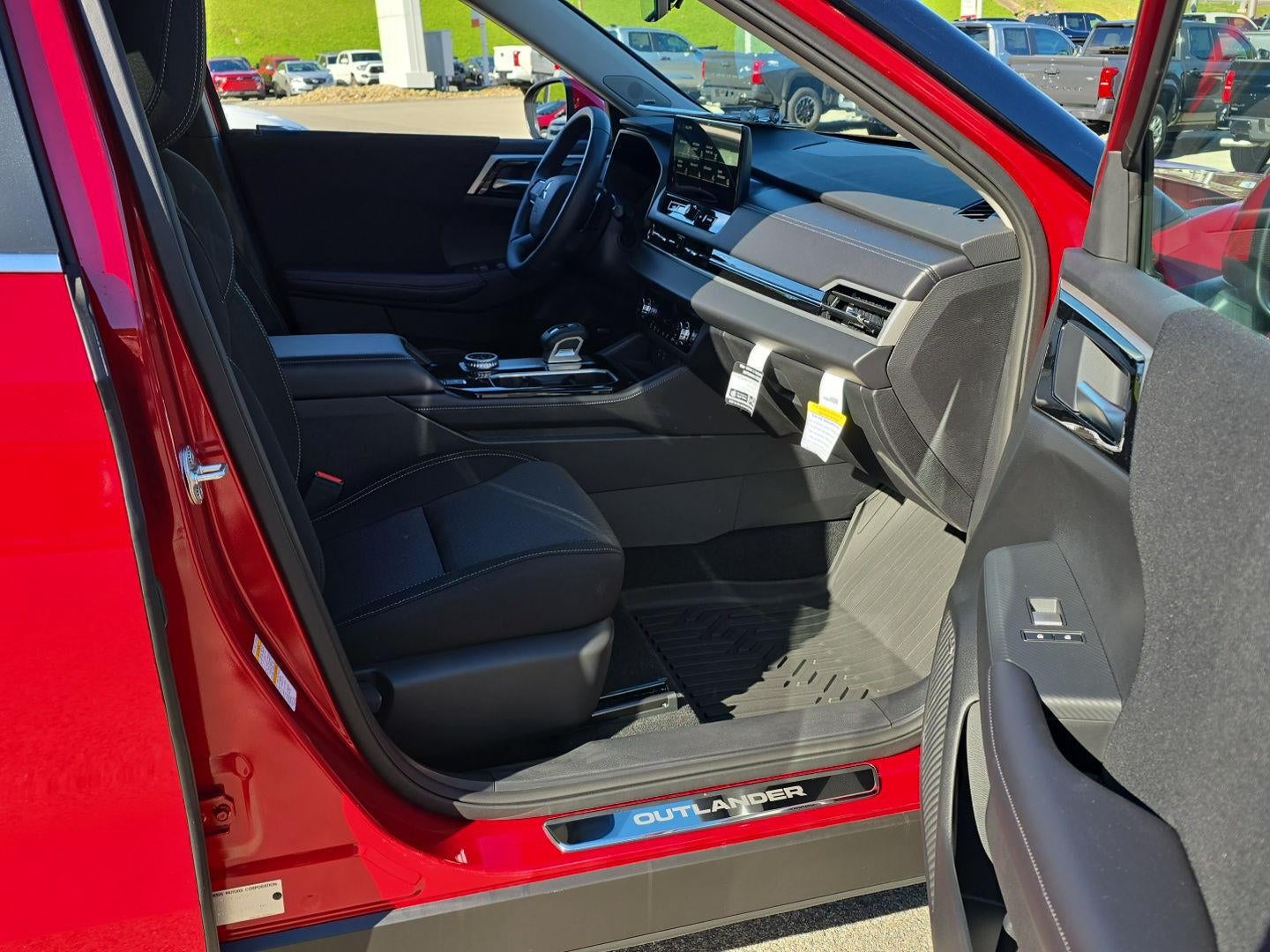 2026 Mitsubishi Outlander ES