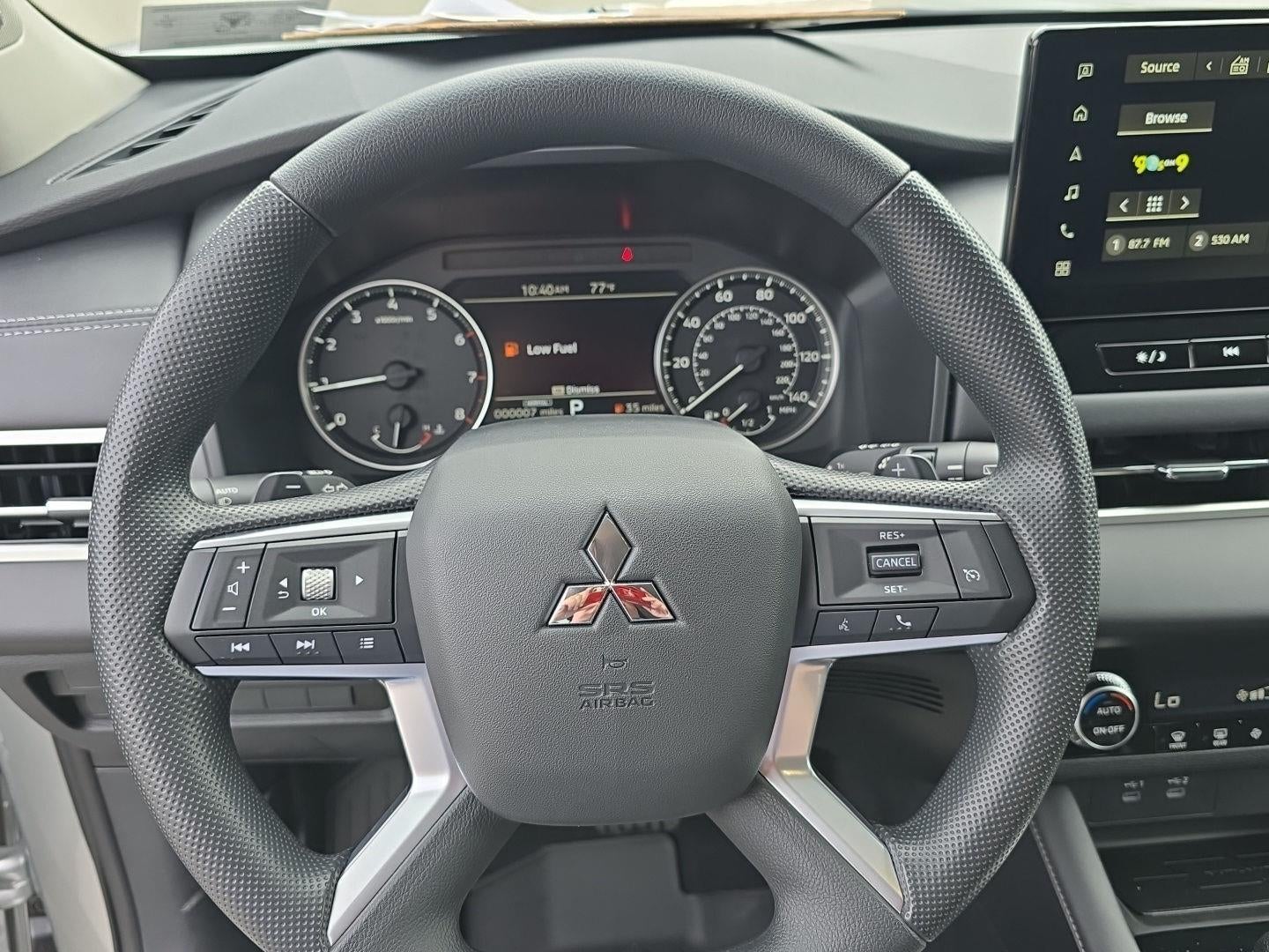 2026 Mitsubishi Outlander ES