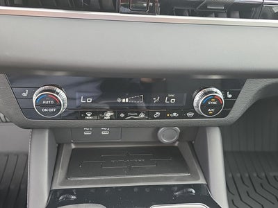 2026 Mitsubishi Outlander ES