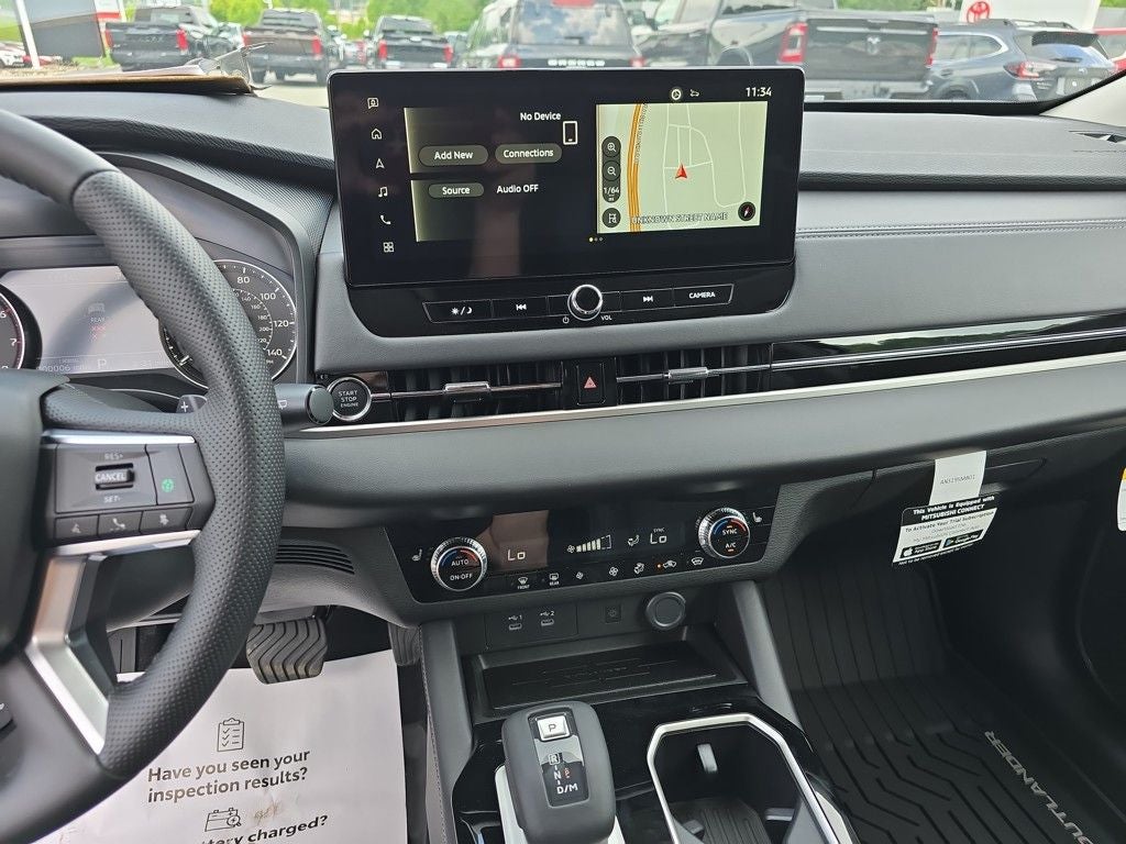 2025 Mitsubishi Outlander SE