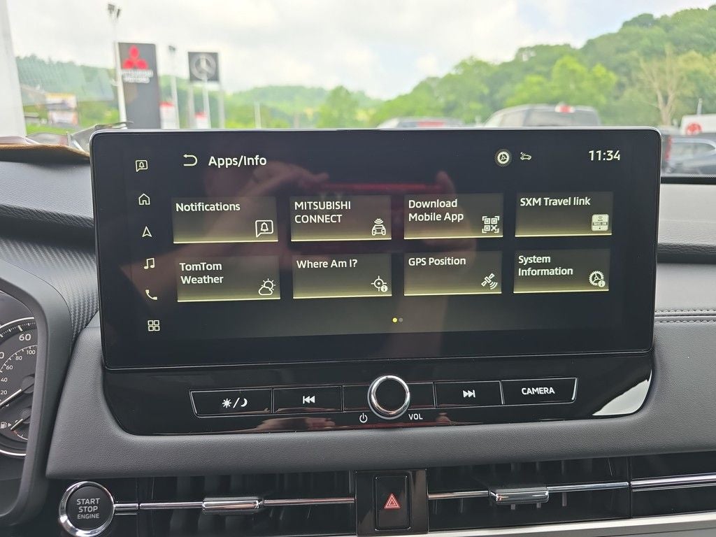 2025 Mitsubishi Outlander SE