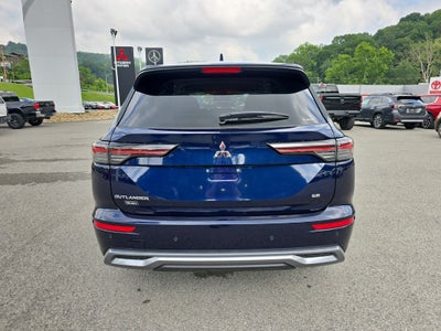 2025 Mitsubishi Outlander SE