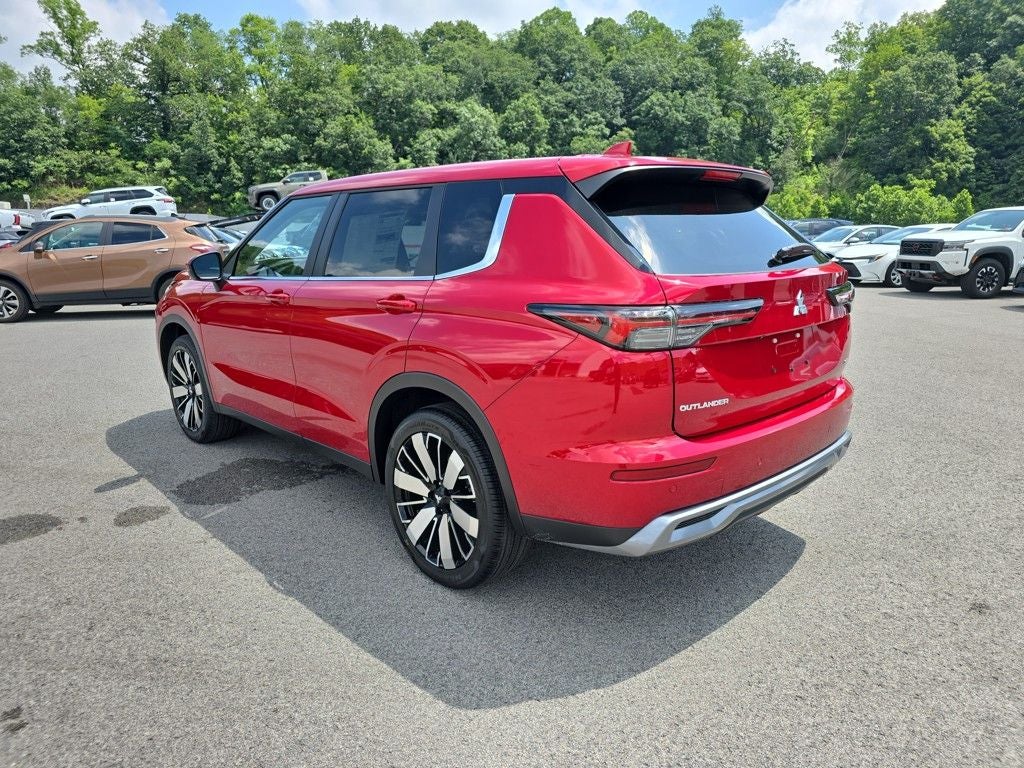 2025 Mitsubishi Outlander SE