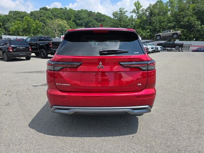 2025 Mitsubishi Outlander SE