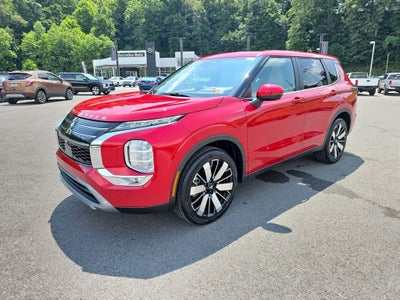 2025 Mitsubishi Outlander SE