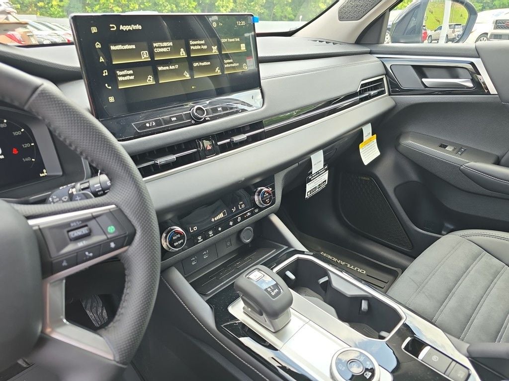 2025 Mitsubishi Outlander SE